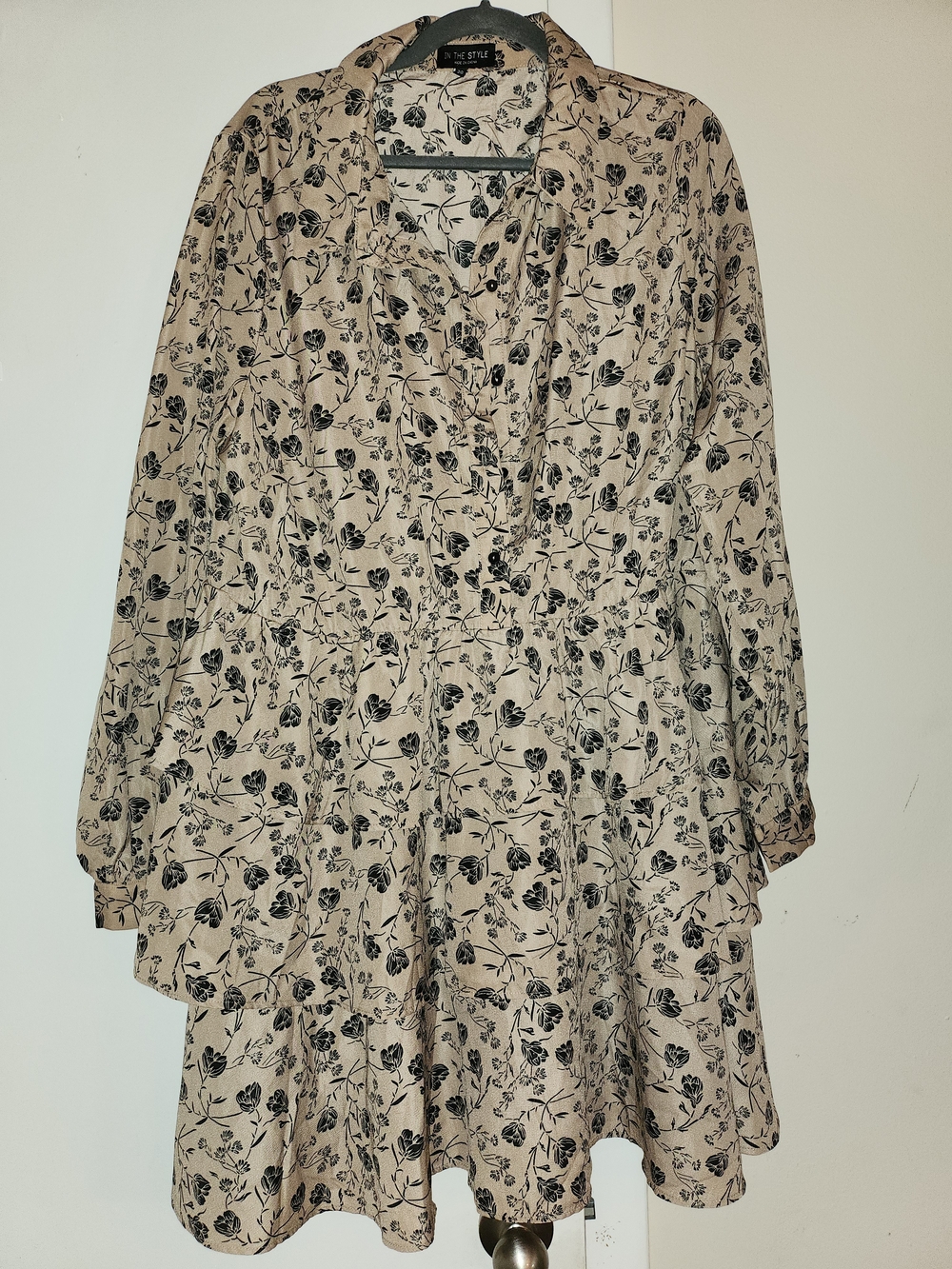 Beige Floral Tiered Shirt Dress - Black/tan Floral Print